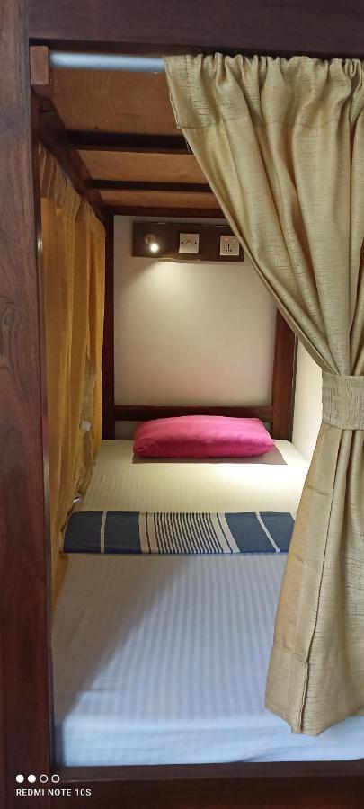The Traveller'S Hostel & Private Rooms Sigiriya Exterior foto
